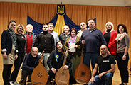 “Слава тим, хто любить Україну зі зброєю в руках!”